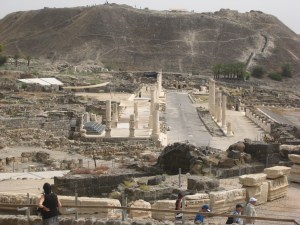 Scytopolis at the foot of Tel Beit Sha'an